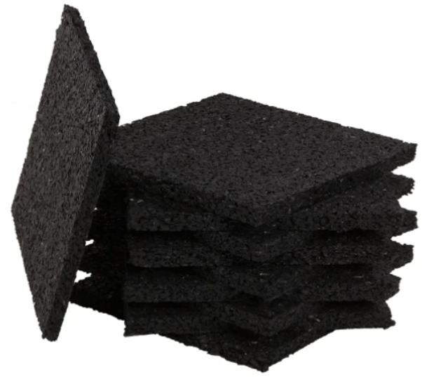 Terrassenpads für die Verlegung unter der Unterkonstruktion.